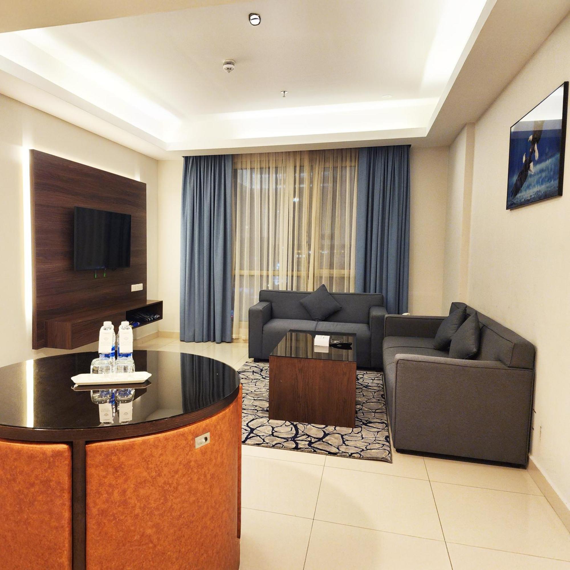 Juffair Boulevard Hotel & Suites Manama Exterior photo
