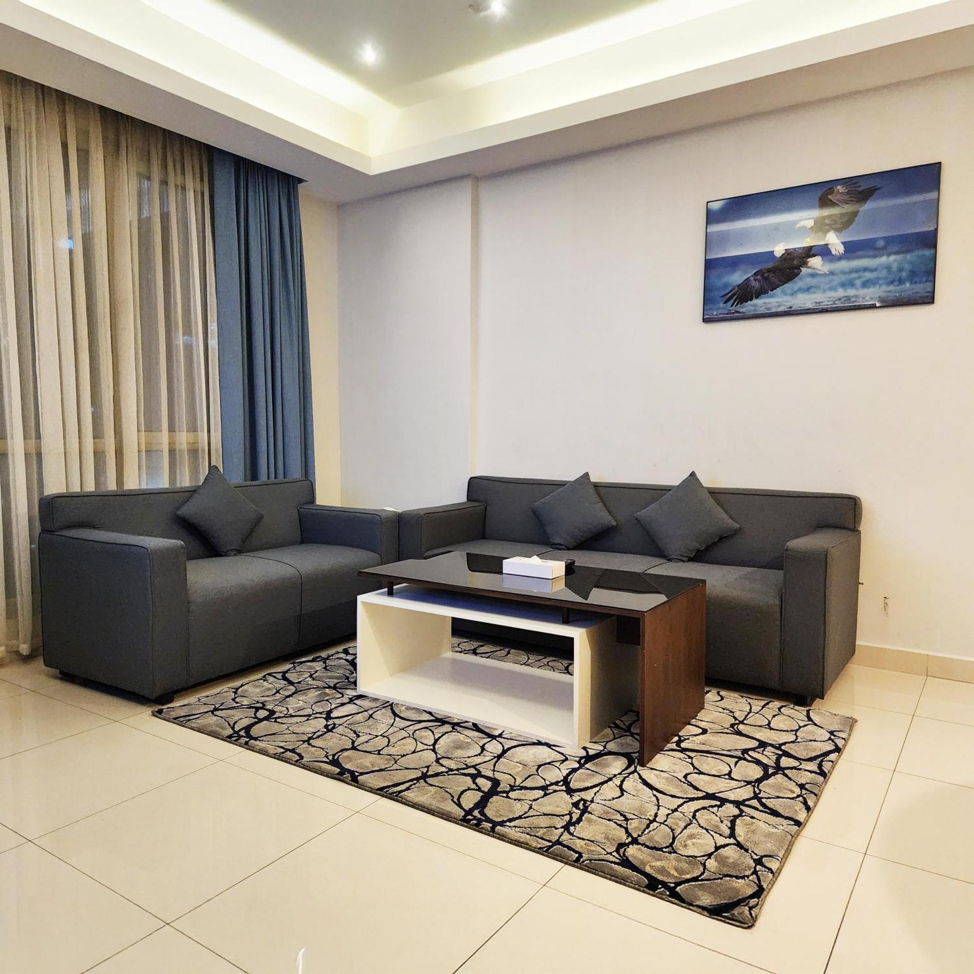 Juffair Boulevard Hotel & Suites Manama Exterior photo